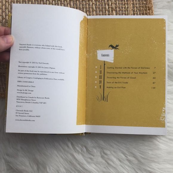 How To Be A Villain (Evil Laughs Secret Lairs) GUC - Picture 6 of 16